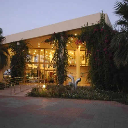 Club Golden Beach 4* シダ